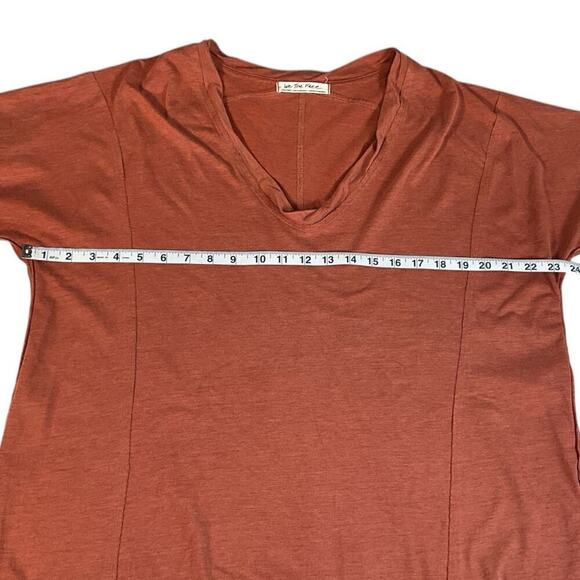 We The Free Burnt Orange Over Sized T-Shirt Size X-Small V-Neck Rolled Sleeve - Picture 10 of 10